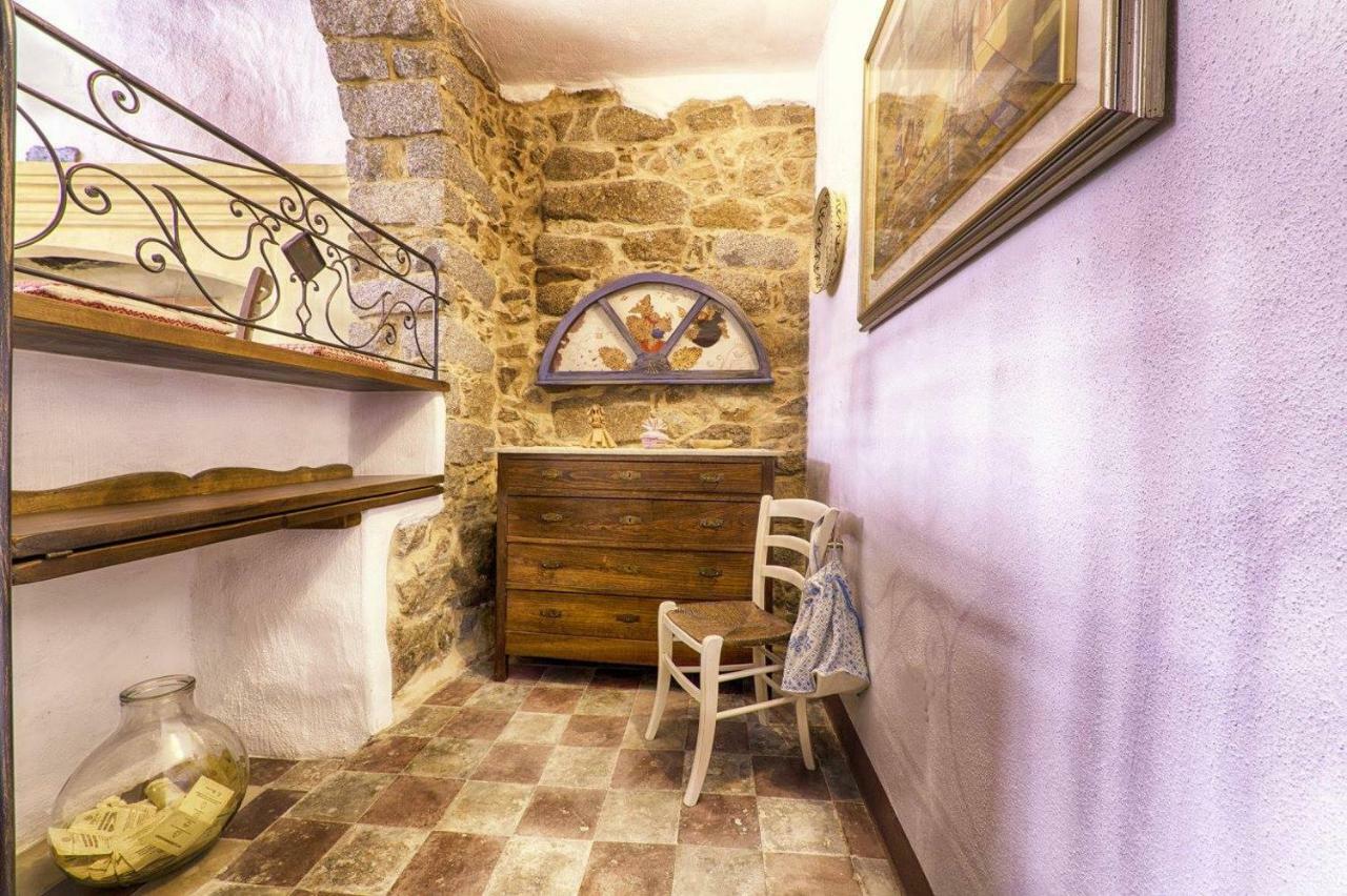 Bed and Breakfast Casa Masini Фонні Екстер'єр фото